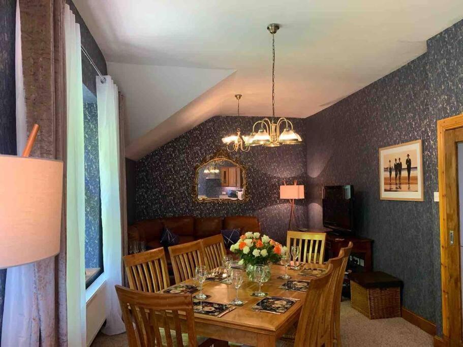 Chandlers Apartment Ascog Exterior photo